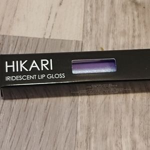 Hikari iridescent lip gloss in titanium